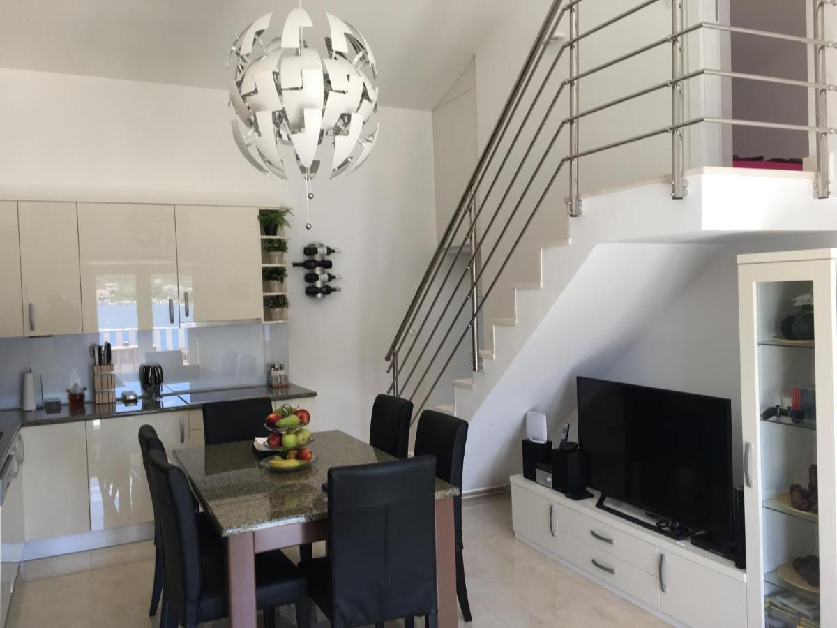 Dux Solo Apartment Vinisce Exterior photo